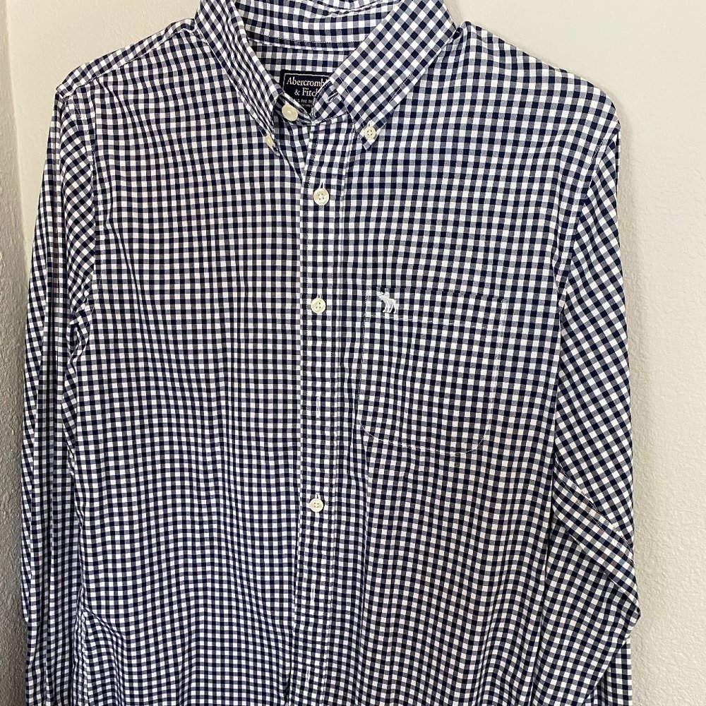 Abercrombie & Fitch long sleeve navy checkered shirt